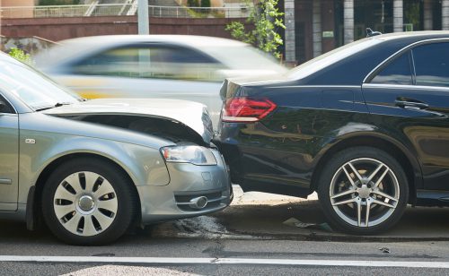 Ponderosa, AZ – Three Hospitalized After 17-Vehicle Accident on I-40 at milepost 175