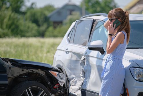 Phoenix, AZ – Injury Wreck on Indian School Rd near 15th Ave