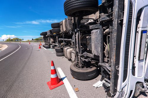 Phoenix, AZ – Auto Collision on Loop 202 near 32nd St Ends in Injuries