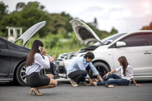 Sun City, AZ – Car Wreck Ends in Injuries on N Ave of the Arts at W Bell Rd